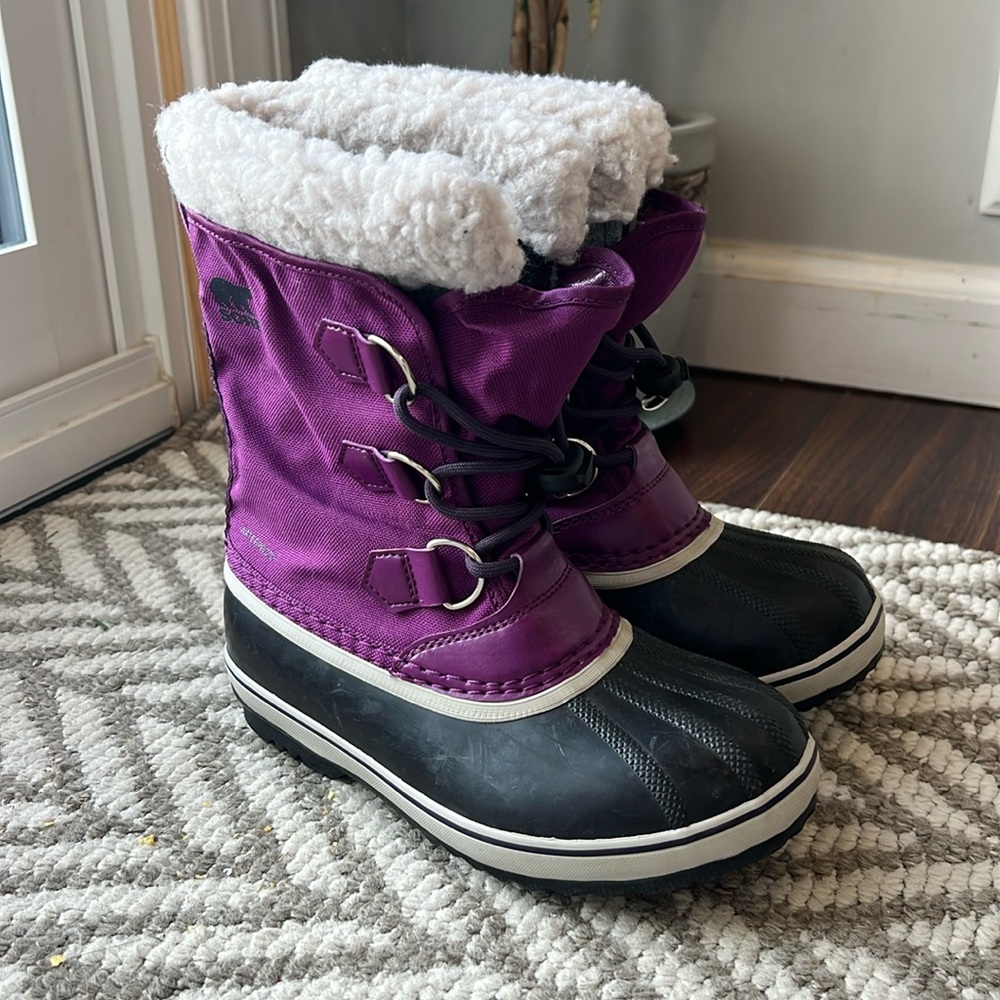 Sorel boots size 2 kids
